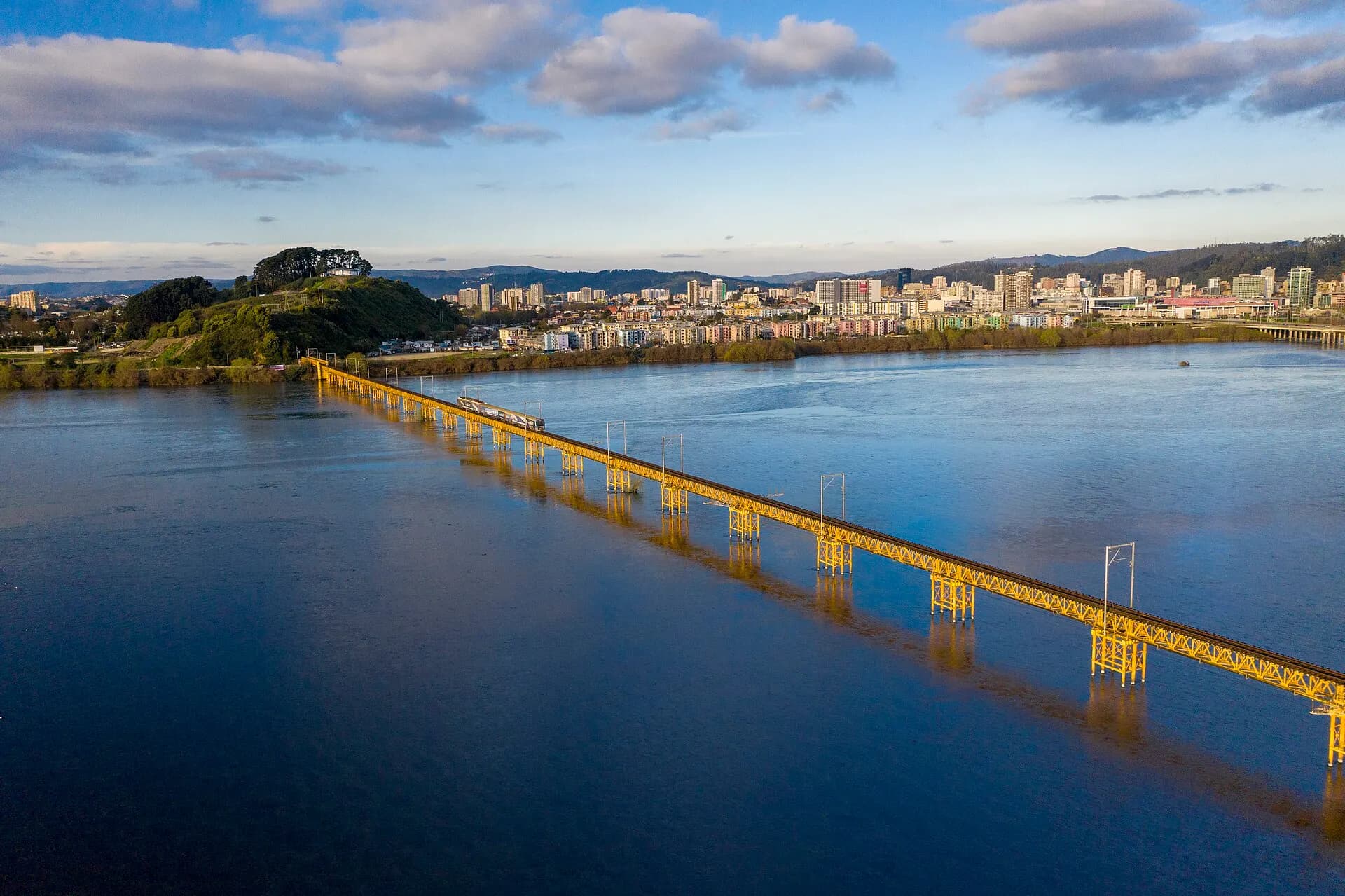 The railway bridge over the Biobío, with Concepción behind it